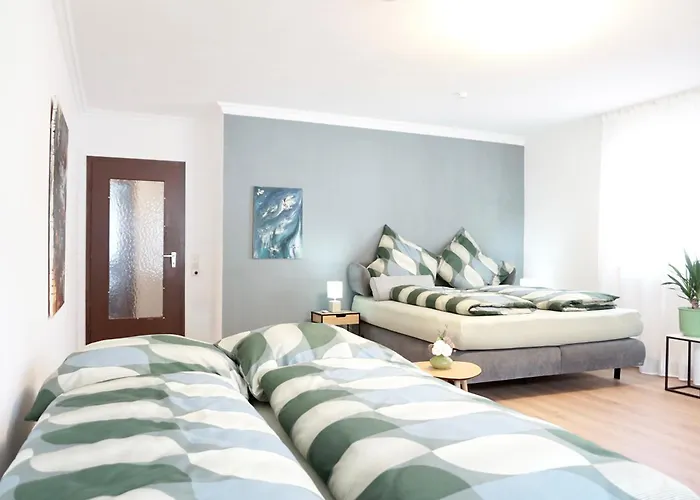 2 Schlafzimmer Mit Balkon Und Privatem Stellplatz Unmittelbar An Der Mosel Fuer Bis Zu 8 Gaeste Apartament *